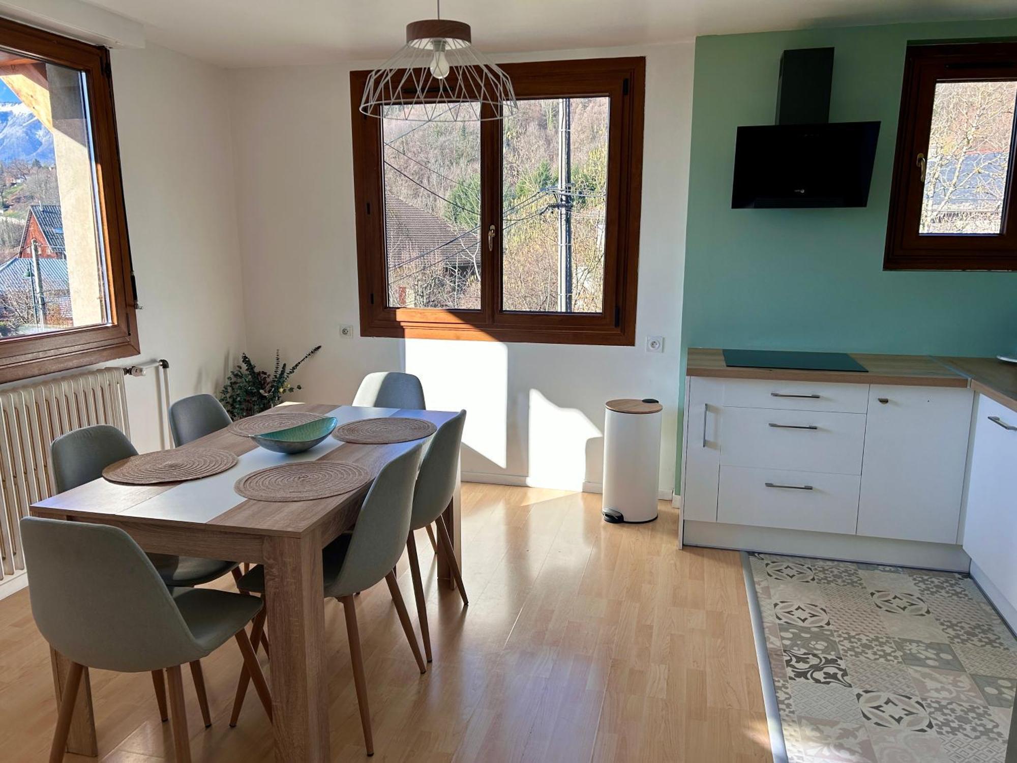 Appartement Au Coeur Des Alpes Albertville Exterior photo